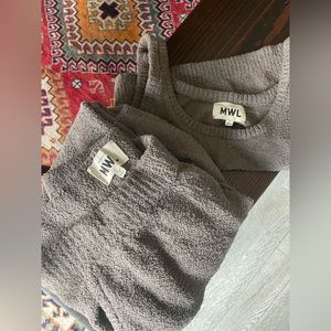 Madewell 	
mwl bouclé square-neck tank top 	
mwl bouclé pull-on jogger pants